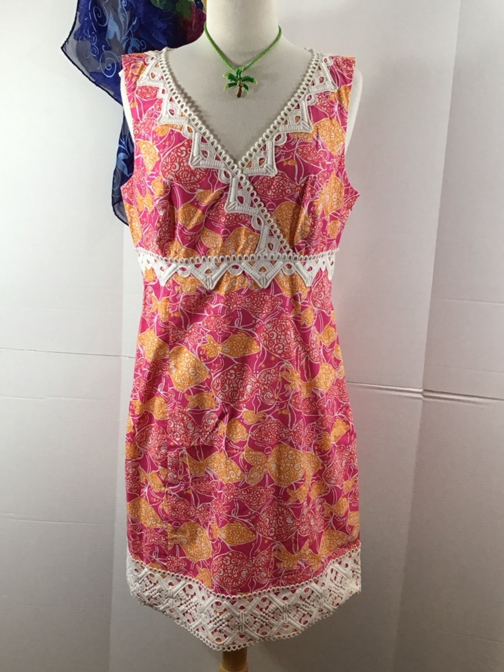 Lilly Pulitzer Jubilee Pink and orange Paisley V-Neck Dress with Crochet trim 10